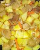 Tumis kentang, wortel, bakso & sosis
