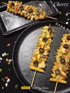 ચીઝી પાસ્તા સ્ટીક (Cheesy Pasta Stick Recipe In Gujarati) રેસીપી મુખ્ય ફોટો