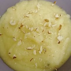 A picture of Suji Halwa.