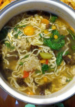 Foto resep Mie Kuah Asam Pedas (Mie Tomyam)