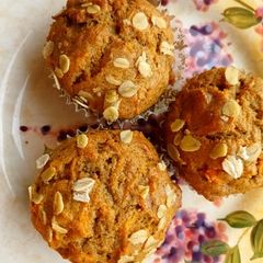A picture of Carrot cuppies.