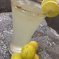 Honey lemonade A picture of Honey lemonade.