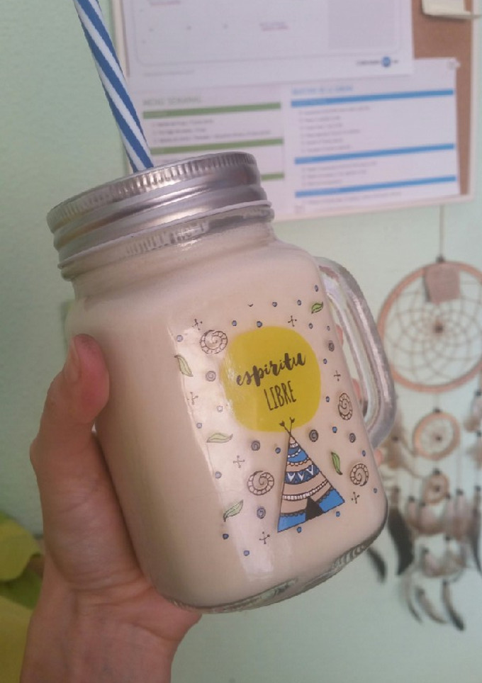 Una foto de Batido de plátano para recargar las pilas 🍌