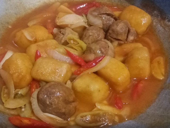 Bagaimana Membuat Bakso Tahu Pedas Manis, Lezat Sekali