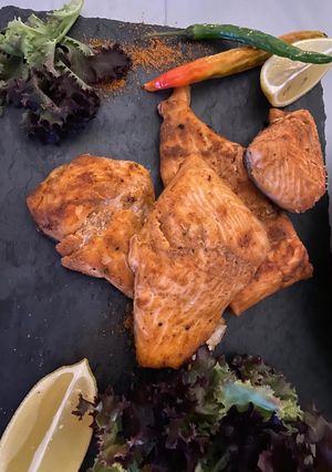 A picture of Spicy Honey Salmon.