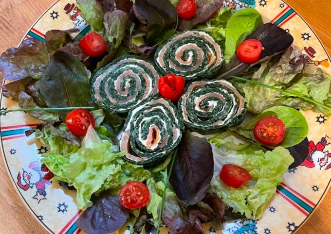 Recette Délicieux Ma Couronne de Noël : roulés épinard & saumon fumé