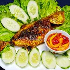 รูปของ Ikan Bakar Madu | Bukan Ikan Bakar Biasa
