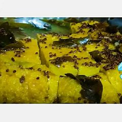A picture of Dhokla.