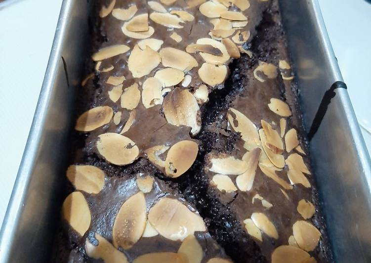 Brownies fudgy almond