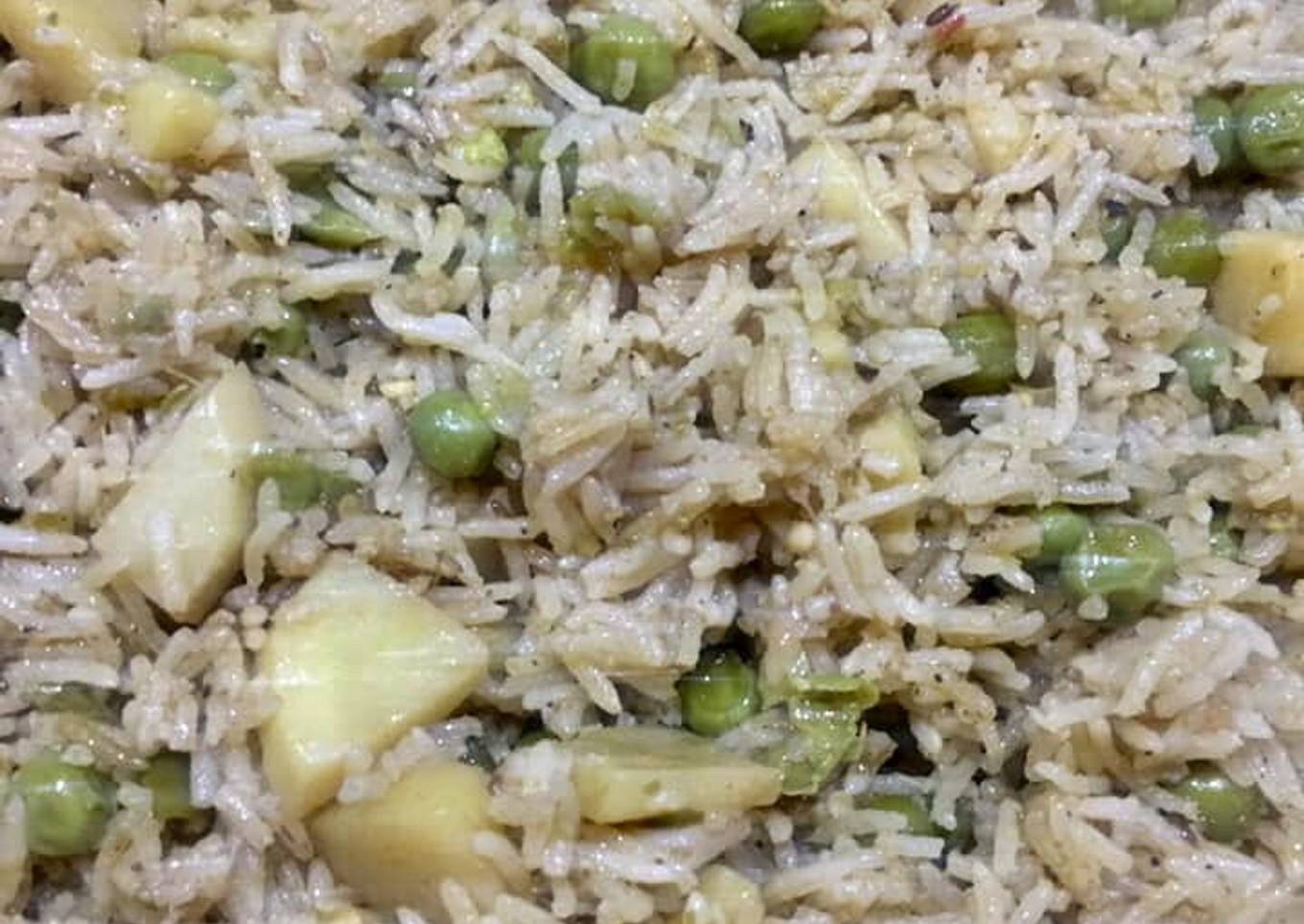 Alu matar wale rice