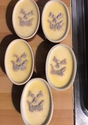 Une photo de Flans vanille et cappuccino