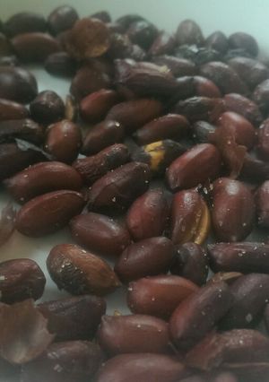 A picture of Fried peanuts.