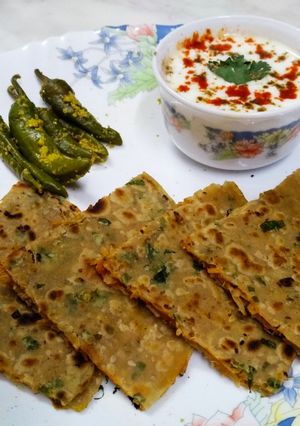 A picture of Radish Paratha.