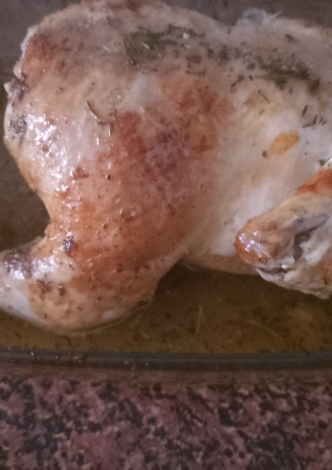 Una foto de Pollo entero asado