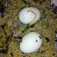 A picture of Noodles and egg.