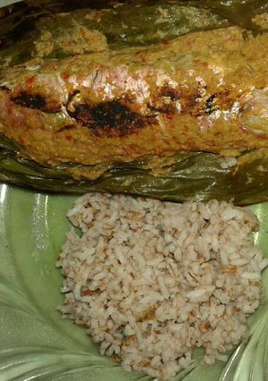 Foto resep Pepes ikan munir bumbu rujak vs nasi merah (menu program diet)☺