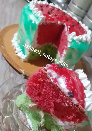 عکسی از دستور کیک یلدایی بدون فر و با فر