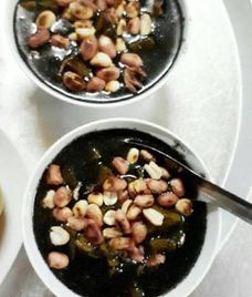 chè bí đỏ mè đen