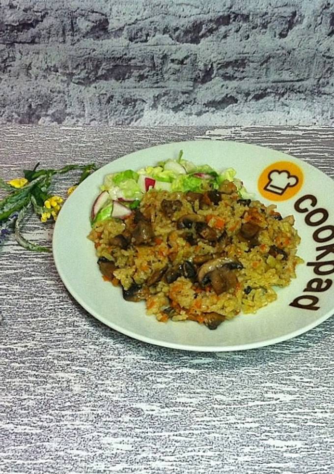 Плов з шампіньйонами в мультиварці