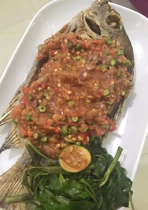 Foto resep Ikan Goreng Sambal Plecing