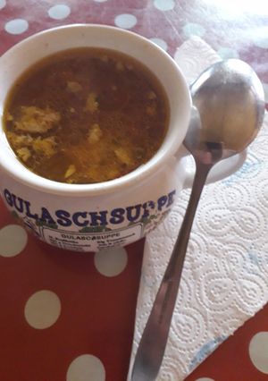 O poză a rețetei Ciorba de mazăre cu carne de pui.