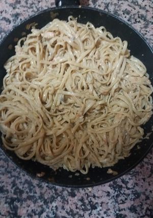 Una foto de Tallarines a los tres quesos con pollo