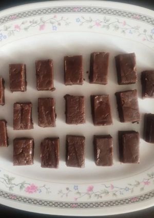 A picture of Chocolate mysore pak.