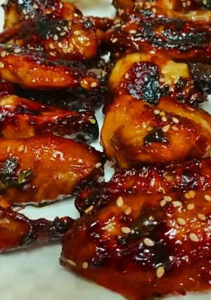A picture of Honey and Soy Chicken Wings.