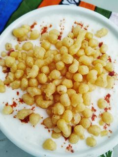બુંદી રાઇતું(boondi raita recipe in Gujarati) રેસીપી મુખ્ય ફોટો