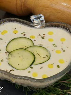 Una foto de Crema fría de pepino