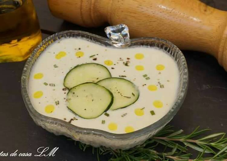 Crema fría de pepino