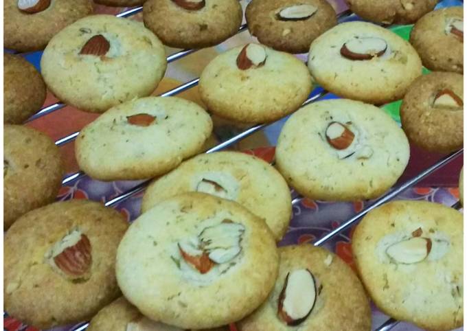 Almond cookies recipe main photo