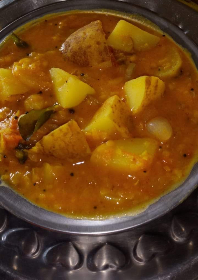 உருளைக்கிழங்கு சாம்பார் செய்முறை முக்கிய புகைப்படம்