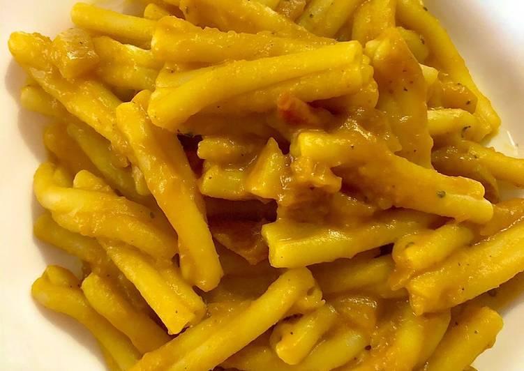 Simple Way to Make Homemade Caserecce cremose zucca e speck