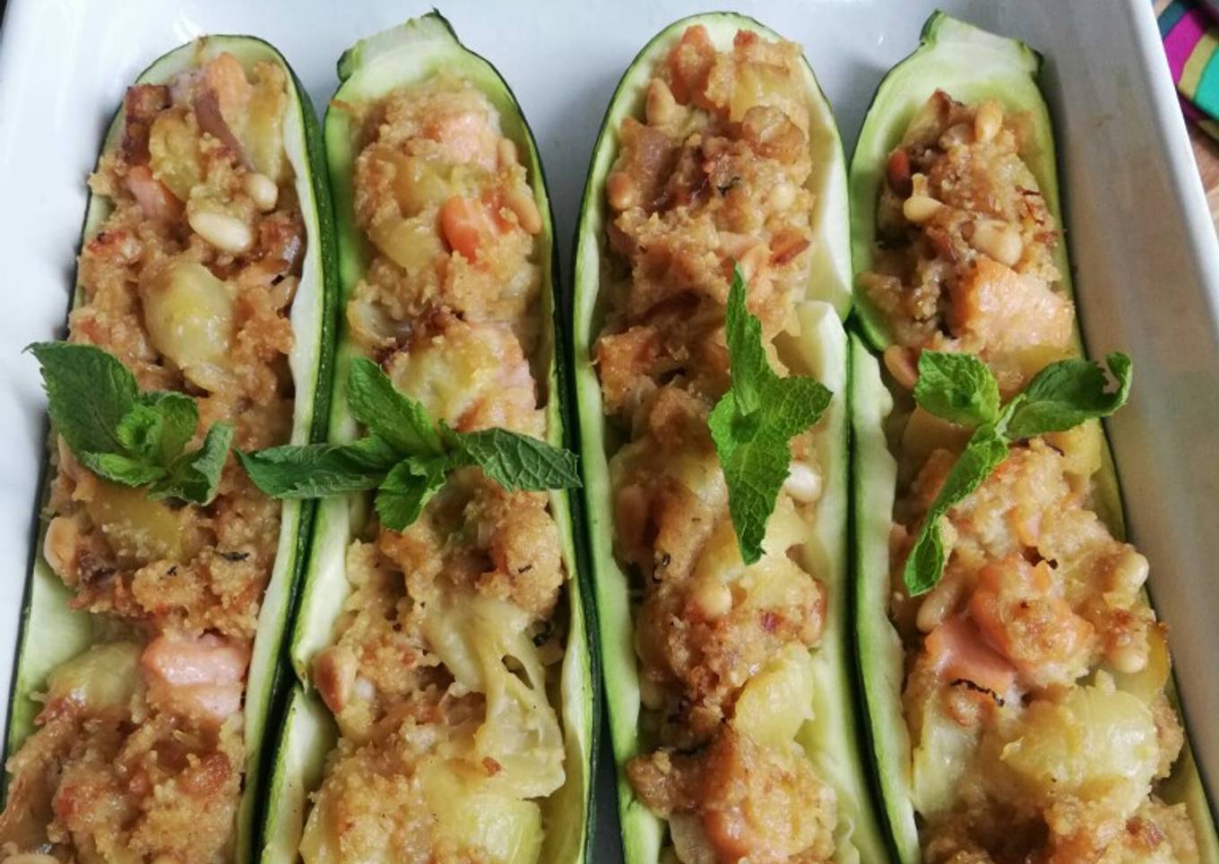 Calabacines rellenos de salmón ahumado