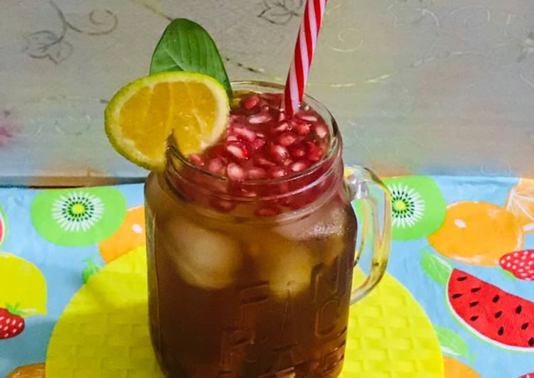 How to Make Award-winning Pomegranate iced tea