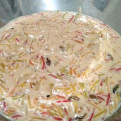 A picture of Rang Barangi Sawaiyan/Colored Vermicelli.