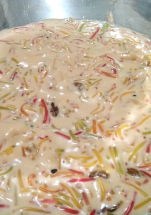A picture of Rang Barangi Sawaiyan/Colored Vermicelli.