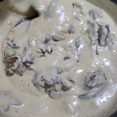 A picture of Creamy beef mushroom.