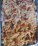 Fideos con Salsa de Salchichas que Sobraron
