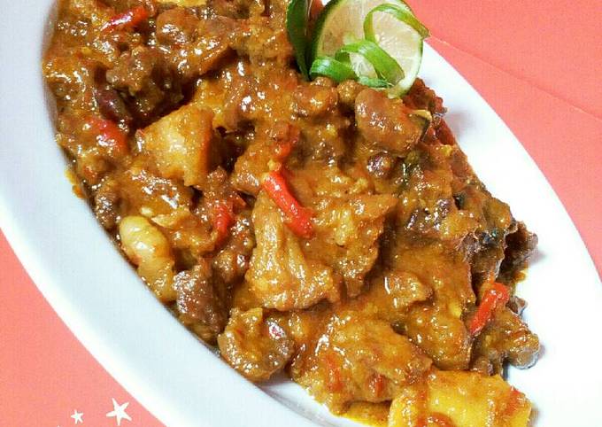 Rendang daging kambing