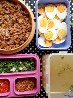 Foto resep Nasi Bakmoy Ayam Spesial