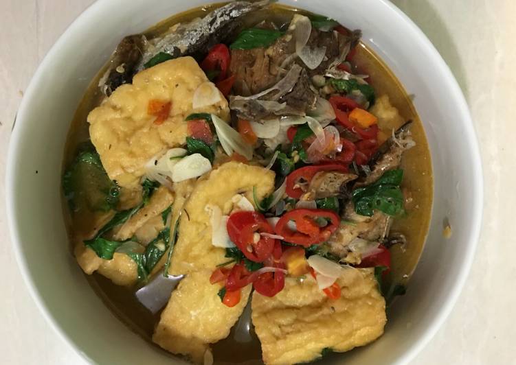 Resep 10. Tahu Pindang Kemangi Kuah Pedas, Menggugah Selera