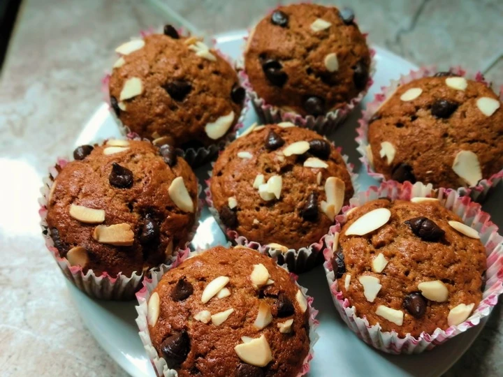 Langkah Mudah untuk Membuat Resep  🍌Palm sugar banana muffin no mixer yang Sempurna, Enak Banget