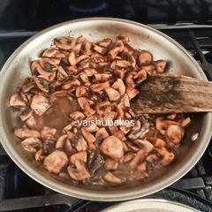 A picture of Shiitake Mushroom Pan Fry.