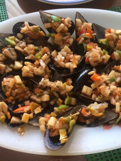 Una foto de Mejillones con picadillo a la vinagreta