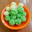 Kue mangkok merekah