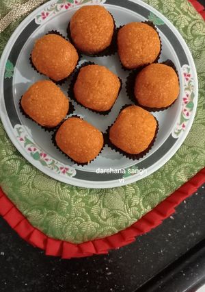 મોતિચુર લાડુ (Motichoor Ladoo Recipe In Gujarati) રેસીપી મુખ્ય ફોટો