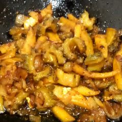 A picture of Karaly aloo 🥒🥒🥔🥔.