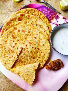 ছাতুর পরোটা(chatur parota recipe in Bengali) রেসিপির প্রধান ছবি